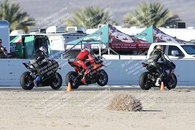 media/Dec-07-2025-CVMA (Sun) [[3e7d2de5dc]]/Race 15-Amateur Formula Open/